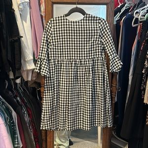 Flare sleeve dress
